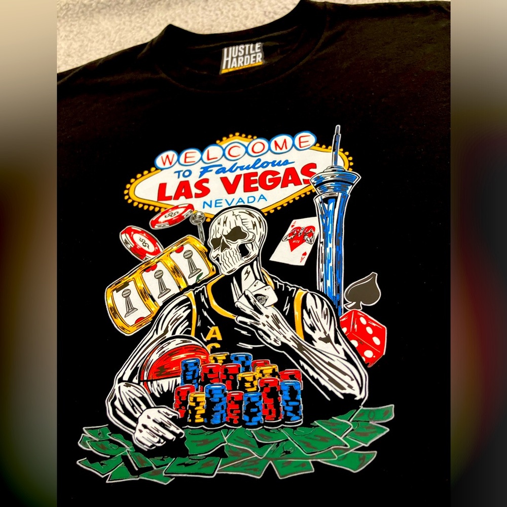 Las Vegas Welcome Gambling Poker Skeleton Aces Jackpot Men’s Black Tee